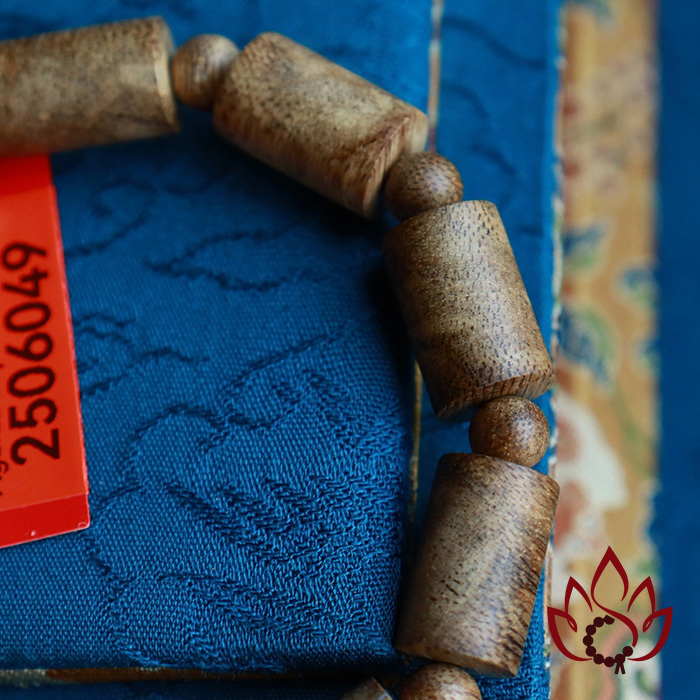 Vòng Trầm Hương Trụ Trúc | 10 Ly | Trầm Tốc Kiến Tự Nhiên